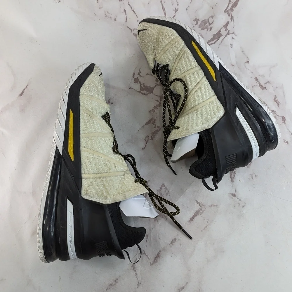 Nike LeBron 18 Lakers Home Mens 14 CQ9283-100 Amarillo Gold White Sneaker Shoe